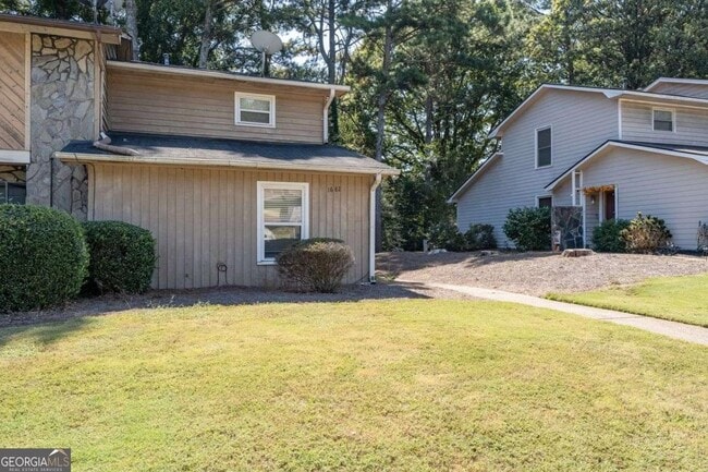 Photo - 1682 Wynndowne Trail