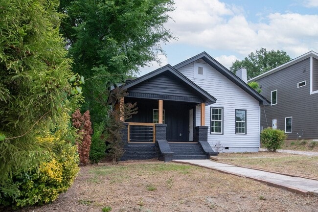 Photo - 114 N Guthrie Ave