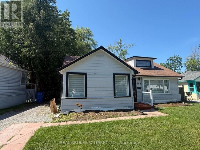 Photo - 286 Crestwood Dr