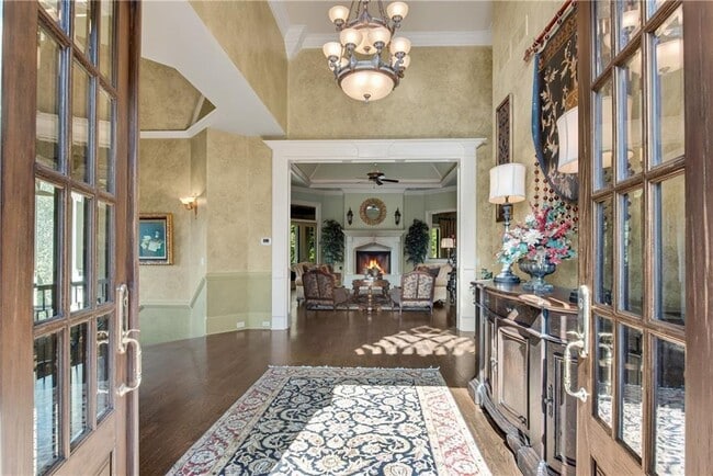 Photo - 8335 Hurakan Creek Crossing