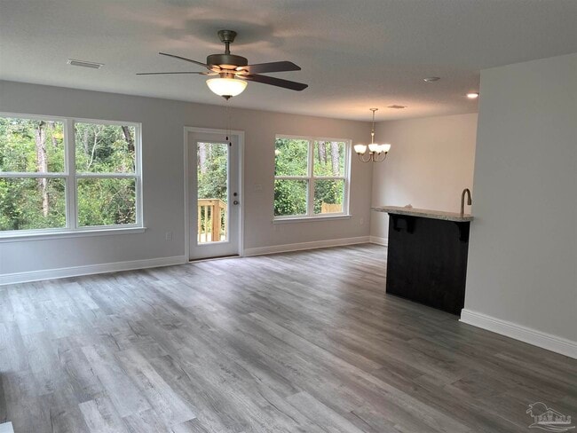 Photo - 354 Cardinal Cove Ct