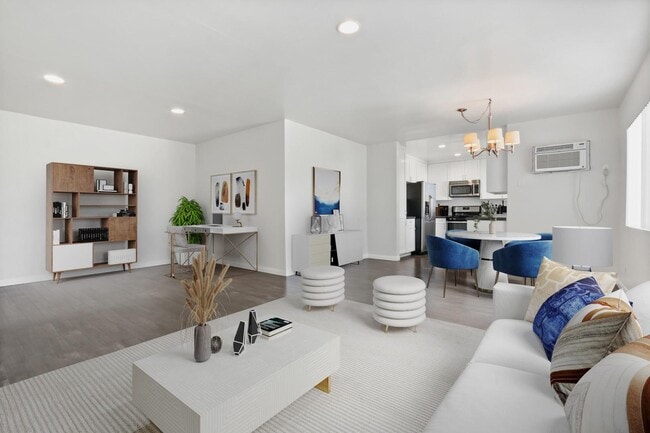 463 Rexford Drive Apartments