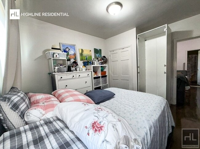 Photo - 11 St @ 34th Ave Unit 2F