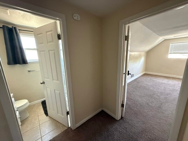 409 Elsinore Dr
