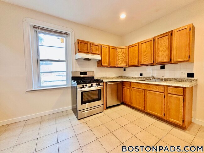 Photo - 41 Orkney Rd Unit 3