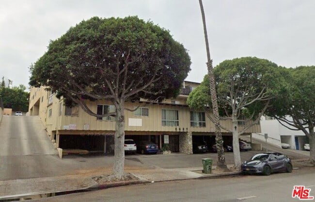 Building Photo - 2637 S Centinela Ave Unit 9