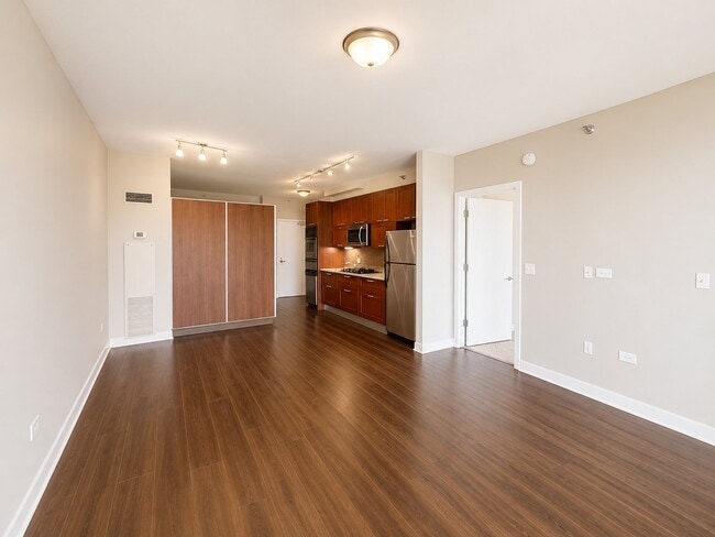 Photo - 660 W Wayman St Unit 801