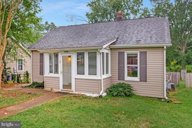Photo - 1009 Tyler Ave
