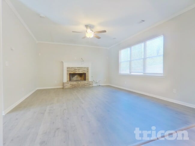 Photo - 808 Wade Farm Dr