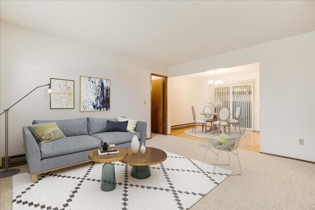 Photo - Barrington Square