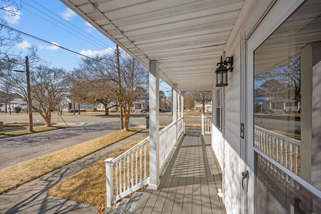 Photo - 9120 Granby St