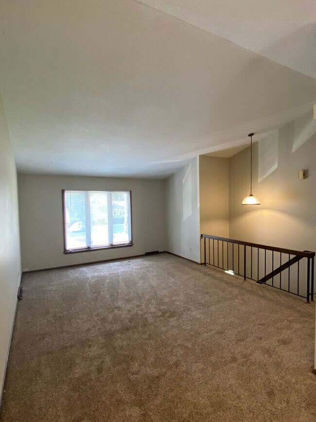 1465-1467 NW 81st Street