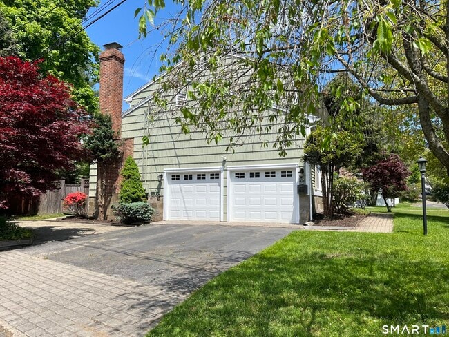 Photo - 476 Wilson St