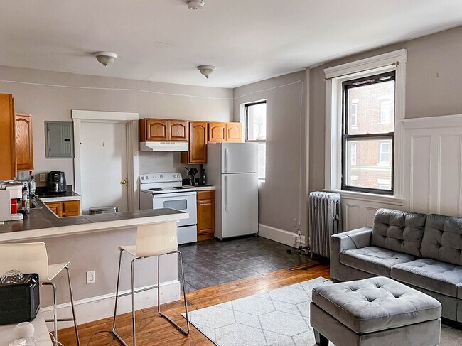 1066 Commonwealth Ave