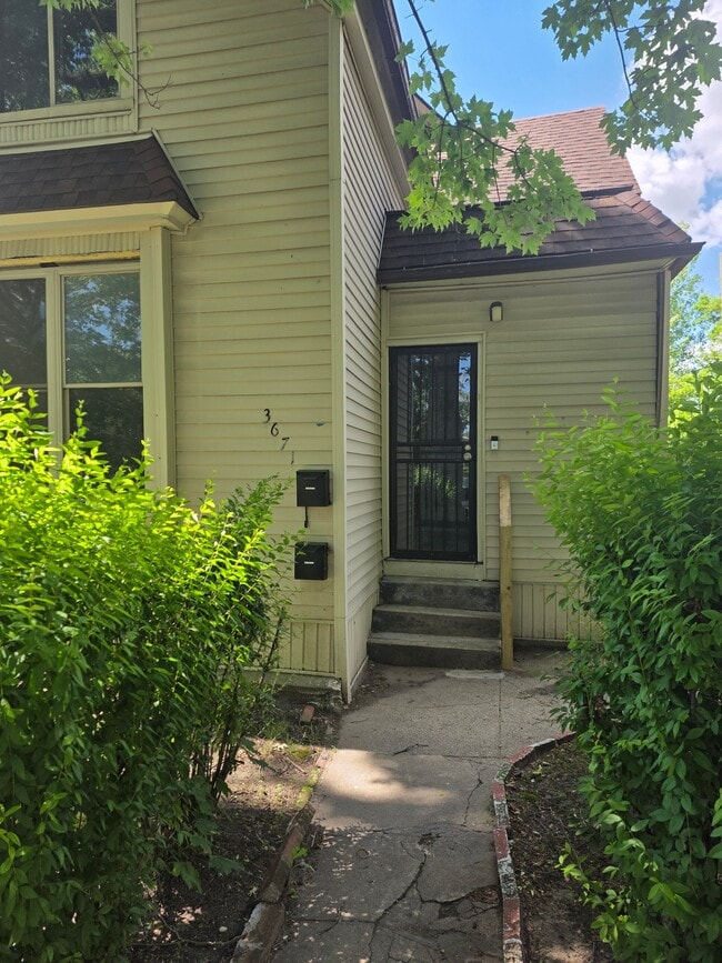 Photo - 3671 Zender Pl Unit 1