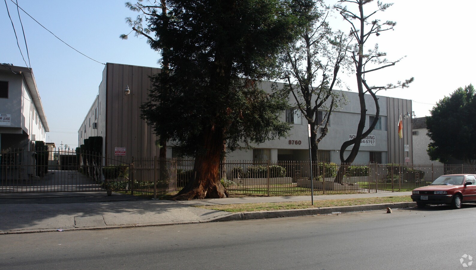 Photo - 8760 Tobias Ave