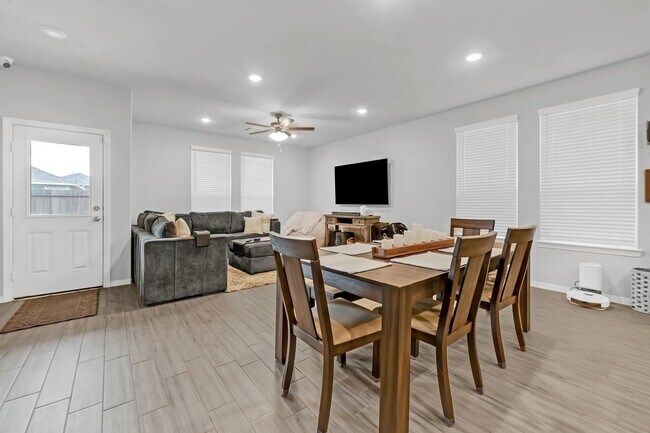 Photo - 24715 Oakheath Arbor Ln