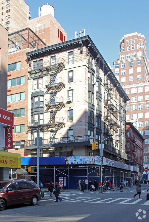 1262 - 1270 Lexington Ave - 1262-1270 Lexington Ave