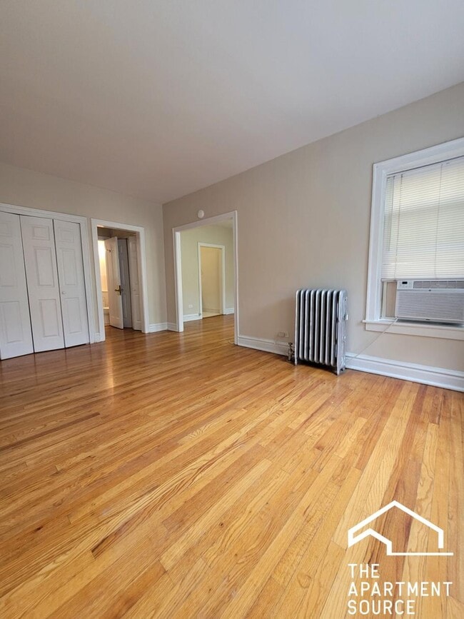 Photo - 916 Reba Pl Unit 1N