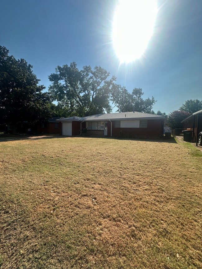 Photo - 2524 Eagle Dr