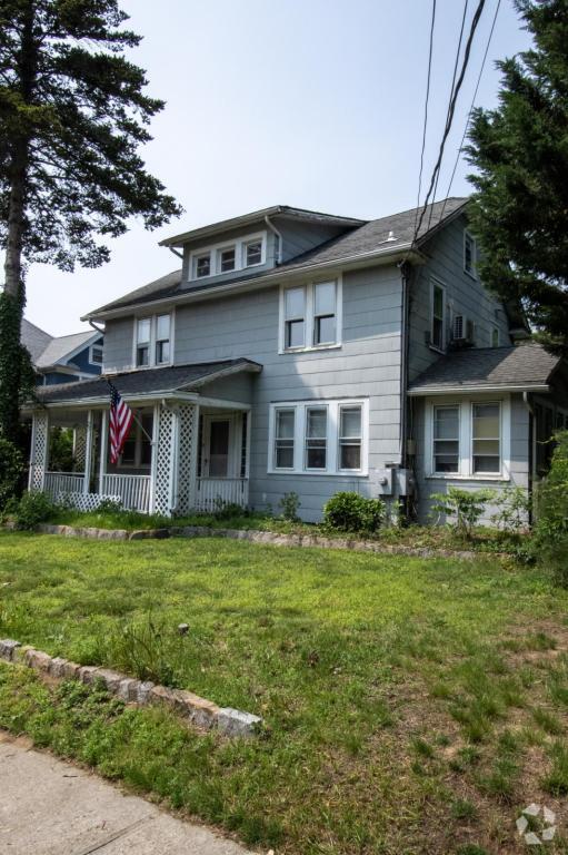 Building Photo - 25 Hillside Ave Rental