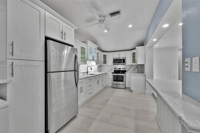 Photo - 2041 NE 182nd St