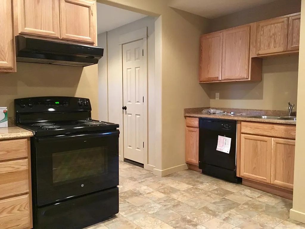 Photo - 112 N Quaw Blvd