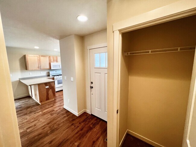 Photo - 796 NE Copperleaf Loop Unit #2