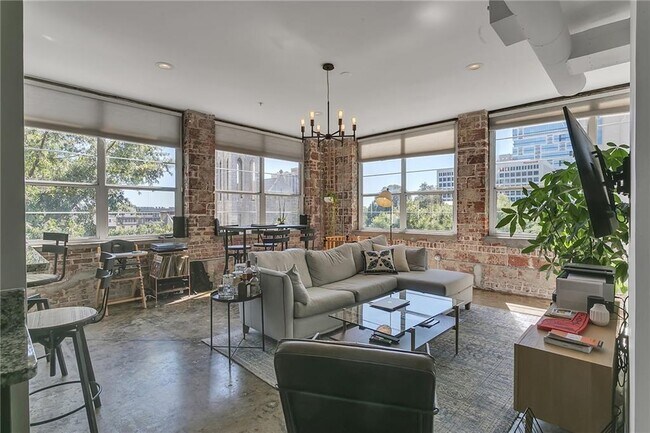 Photo - 800 Peachtree St NE Unit 8515