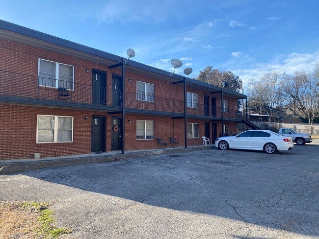 Maryville 37803 - 1 bedroom apartment near... - Maryville 37803 - 1 bedroom apartment near...