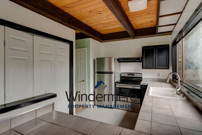 Photo - 3Bedroom 1.5 bath home