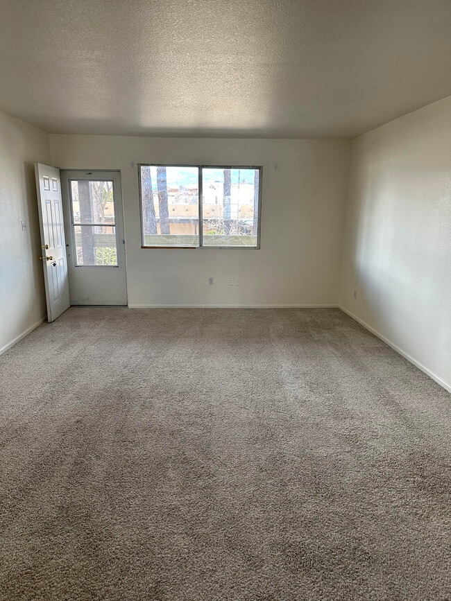 Photo - 4490 Bent Brothers Blvd