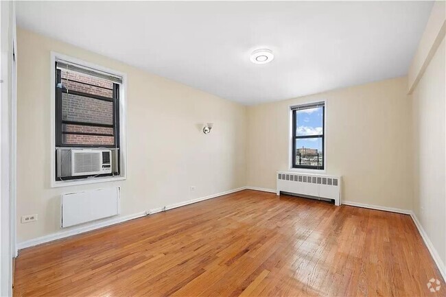 Building Photo - 2620 Ocean Pkwy Rental