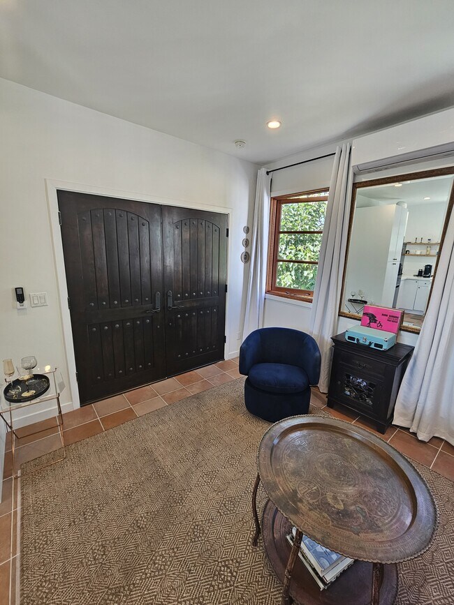 Photo - 935 N Florence St