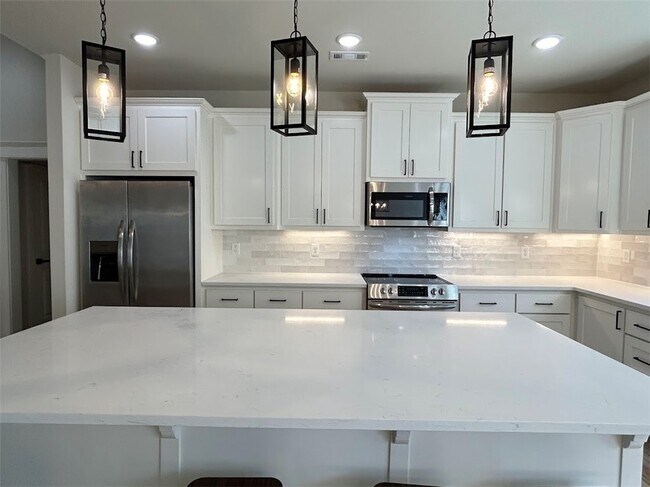 Photo - 27 Shropshire Dr