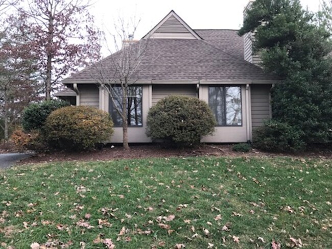 Great 3BR/2BA Townhouse in Mill Creek - Great 3BR/2BA Townhouse in Mill Creek