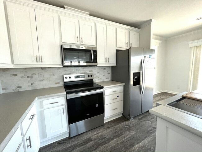119 N Lake Dr