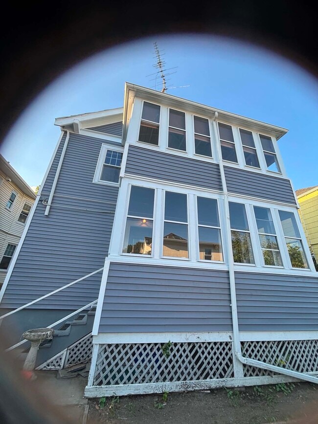 Photo - 115 Beech St Unit 1