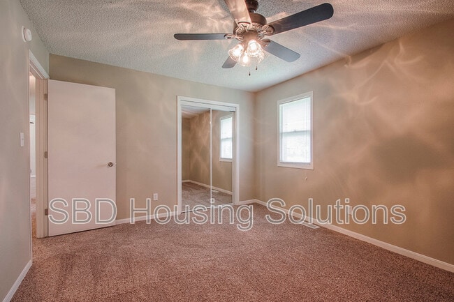 Photo - 1306 Knight Cir