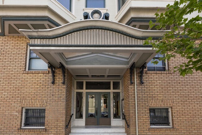 Photo - 1960 Pierce St Unit 1960 Pierce St. #5