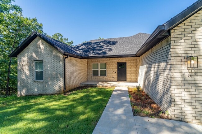 Photo - Nearly New Bella Vista Home Nestled in Ultimate Privacy! Furnished options available!