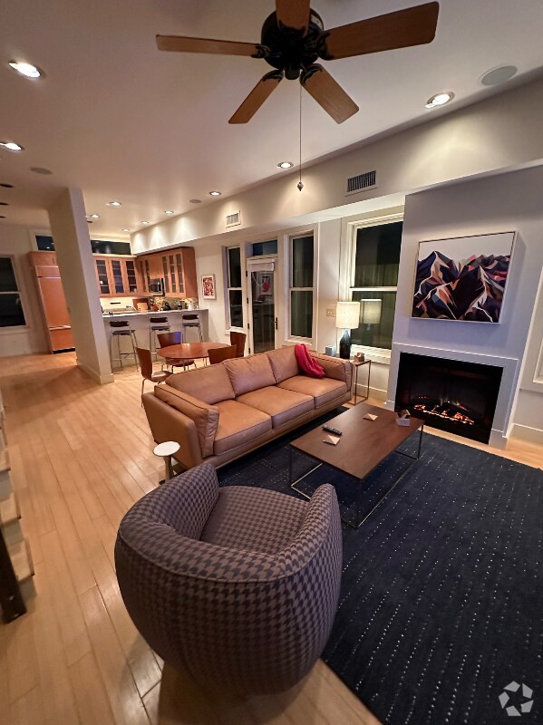 Rentals near St Charles and ster