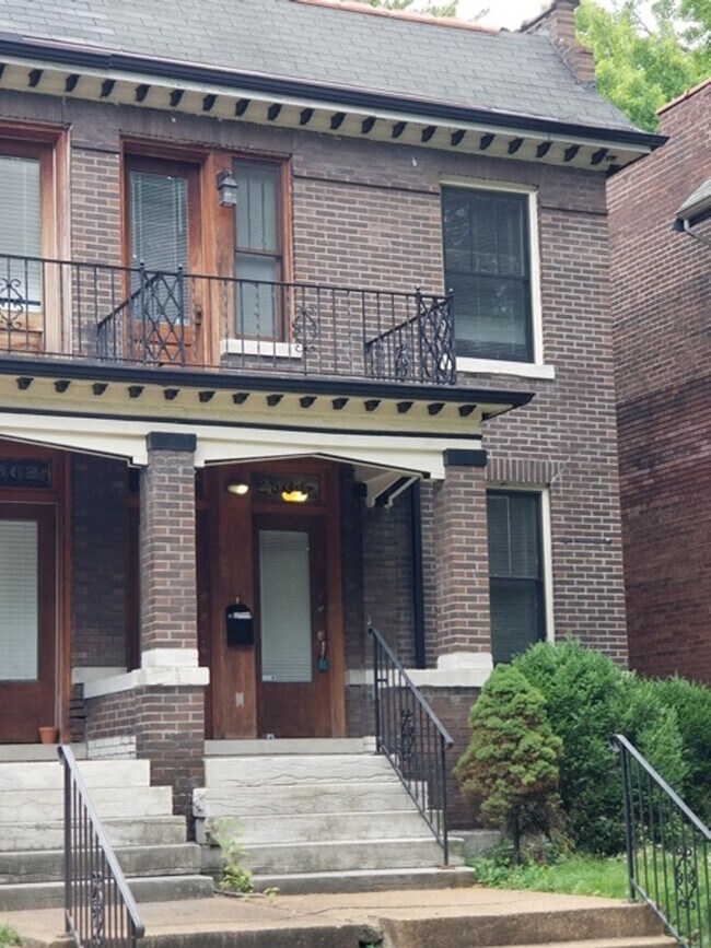 Townhouse for Rent in the Shaw Area - Townhouse for Rent in the Shaw Area