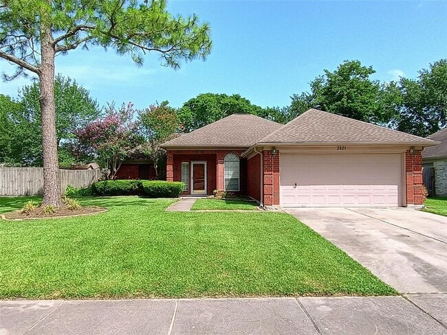 Photo - 3821 Pin Oak Dr N Casa