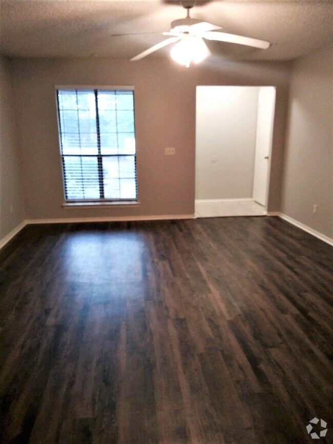Building Photo - 605 Mt Olive Rd Unit 605 Rental