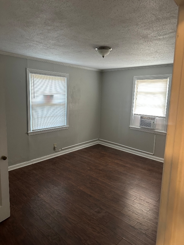 Photo - 1120 Junia Ave