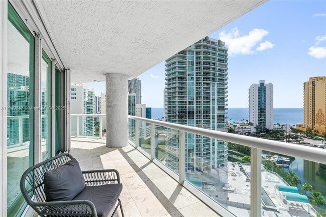 Building Photo - 16500 Collins Ave Unit 1752