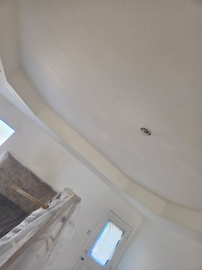 Photo - Beautifully Remodeled 4 Bedroom + Office H...