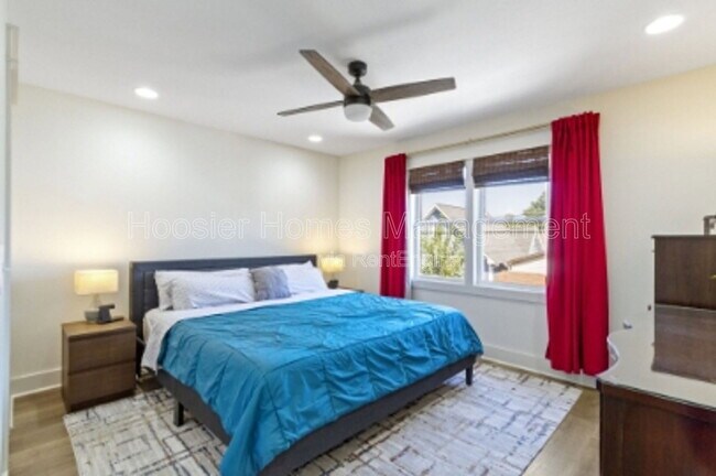 Photo - 728 Cottage Ave