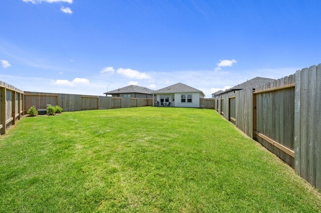 Photo - 18006 Lasso Mls Dr